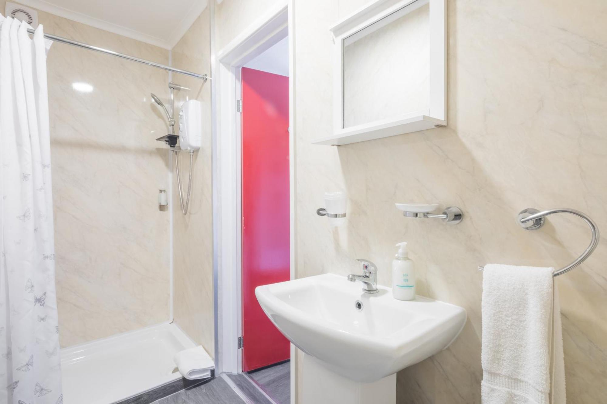Rasa Sayang House - Self-Check-In Guesthouse Оксфорд Екстер'єр фото