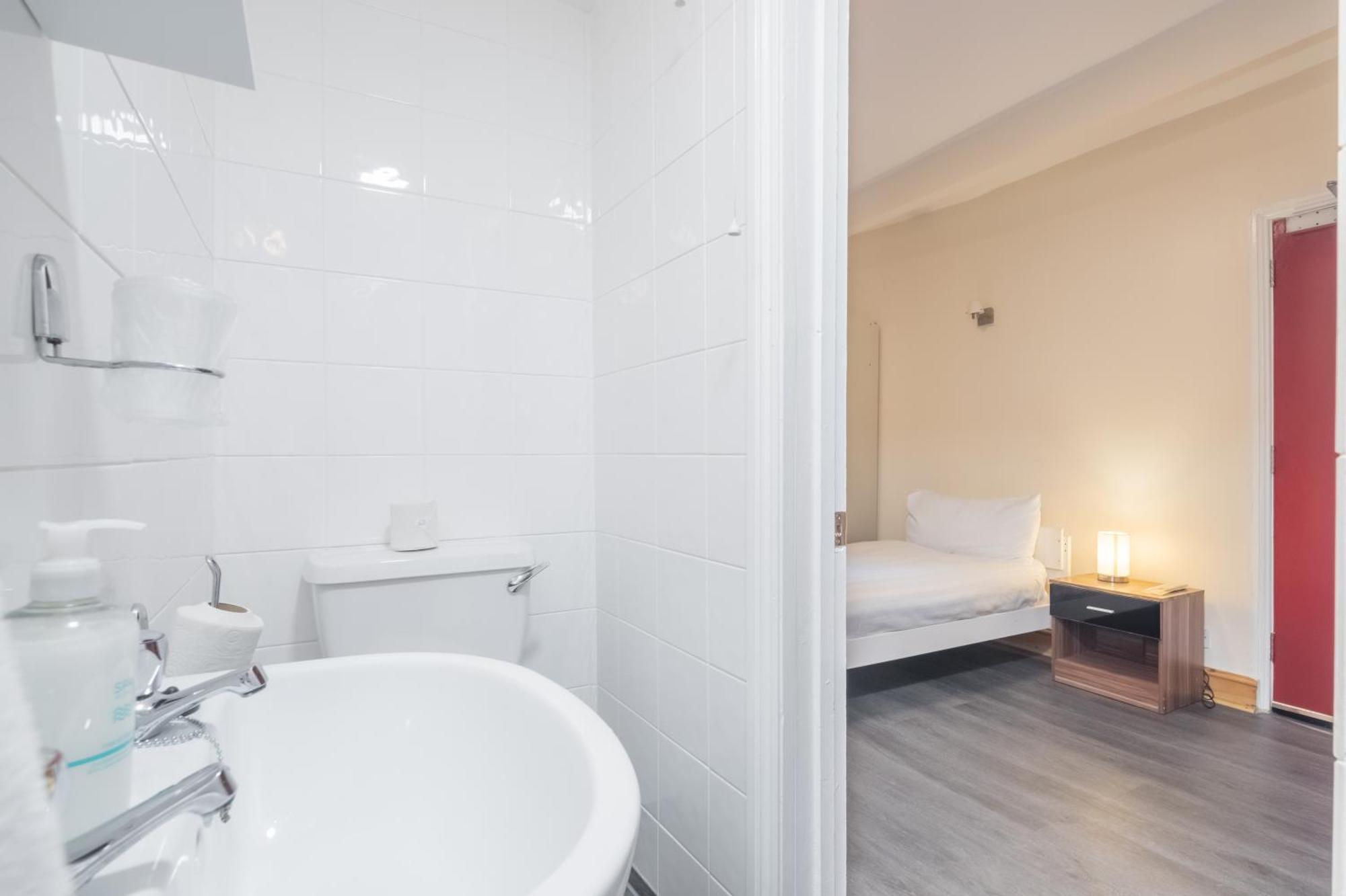 Rasa Sayang House - Self-Check-In Guesthouse Оксфорд Екстер'єр фото